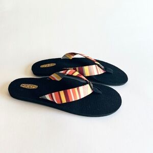 New Keen Yellow Orange White Canvas Black Rubber Outsole Flip Flops size 9